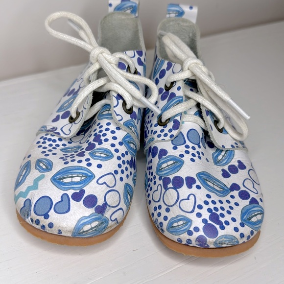 Lili Collection Girl Leather Shoes in White Light Blue Design S 9/8 - Picture 4 of 7